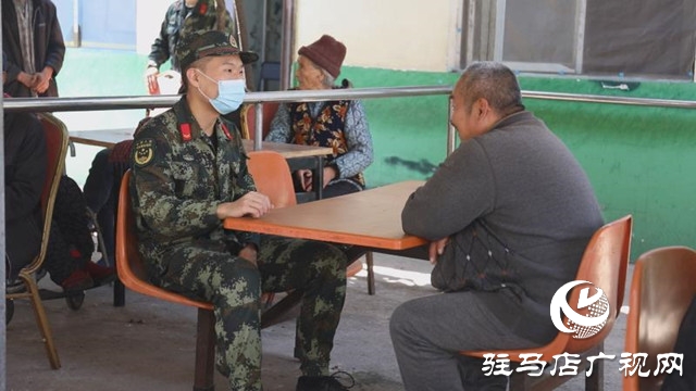 武警駐馬店支隊(duì)官兵到敬老院開展志愿服務(wù)活動(dòng)