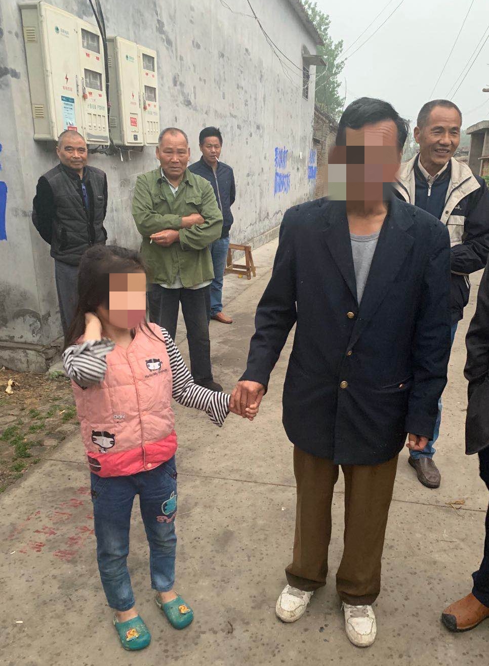 事發(fā)西平縣：6歲女童這一覺(jué)，引得民警和全鄉(xiāng)人到處尋找……