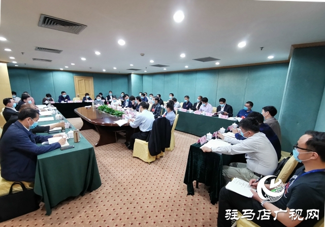 【兩會(huì)進(jìn)行時(shí)】政協(xié)委員:圍繞中心履職盡責(zé) 情系民生建言獻(xiàn)策