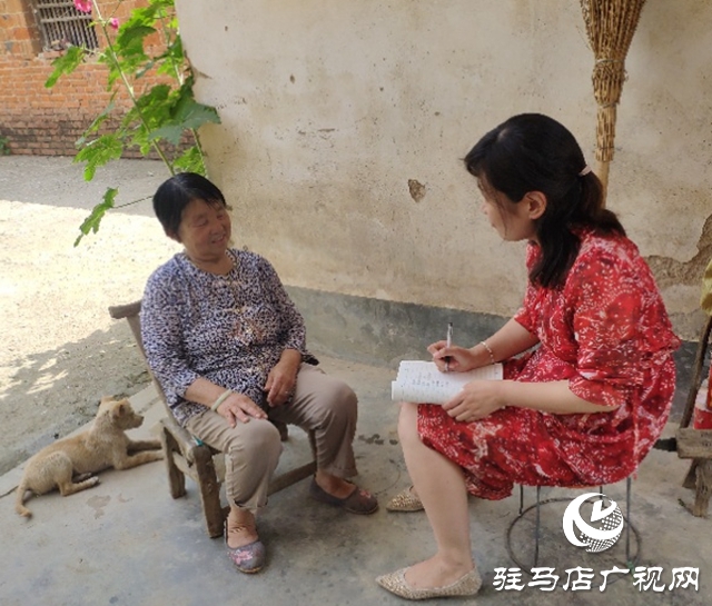 貧困戶張桂芝：俺家杏子熟了，要請(qǐng)韓書記來做客