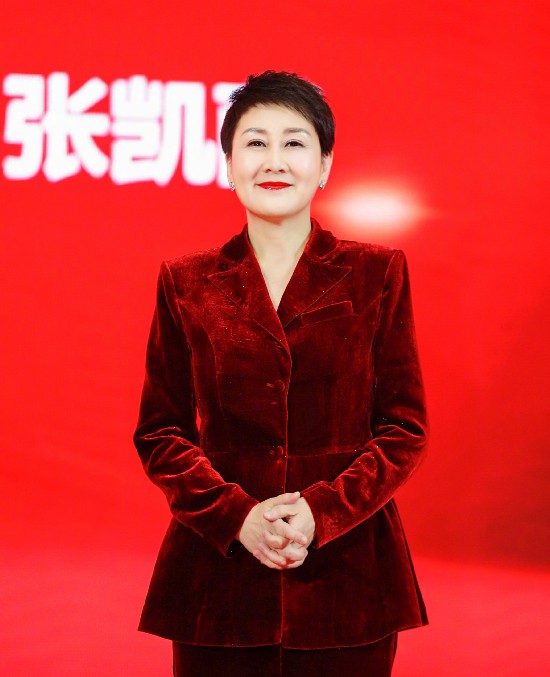 全國政協(xié)委員張凱麗：建立“手機(jī)藝術(shù)”概念