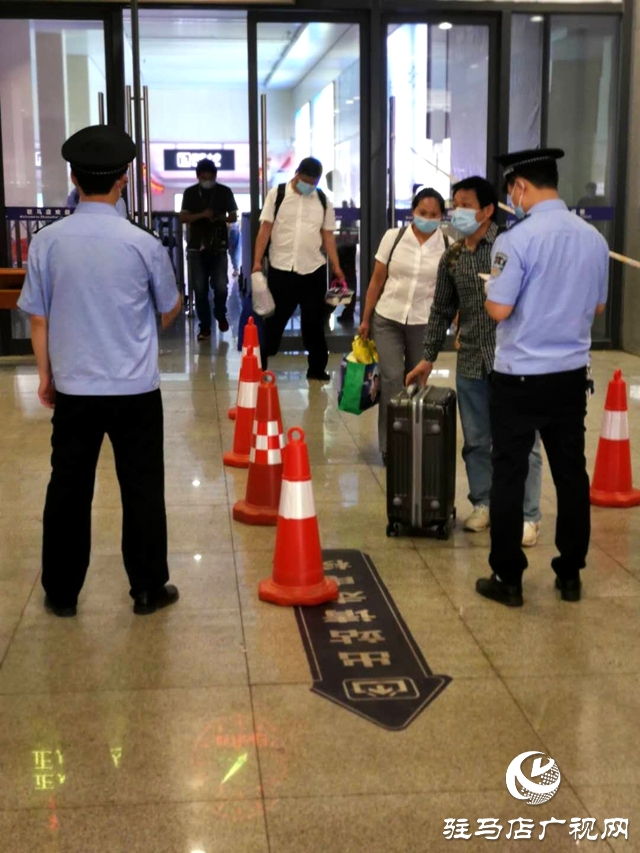 駐馬店市公安局雪松派出所開展治安重點(diǎn)清查整治工作