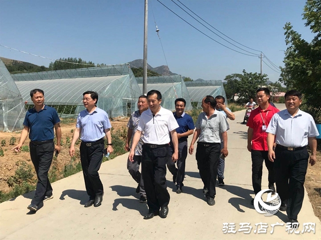 市人大常委會(huì)機(jī)關(guān)和趙堯村黨支部開(kāi)展結(jié)對(duì)共建活動(dòng)