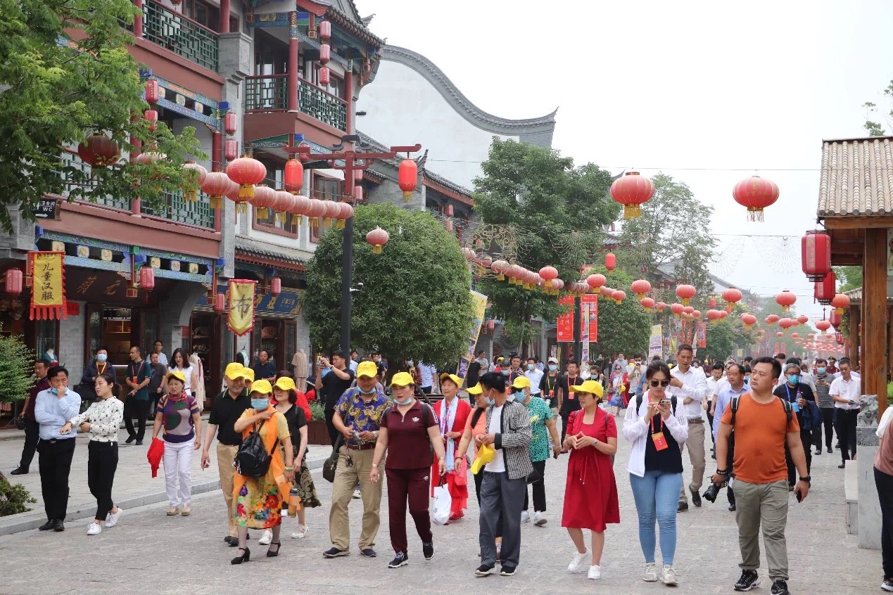 交2萬(wàn)抵5萬(wàn)！皇家驛站景區(qū)旺鋪即買(mǎi)即收租，立馬當(dāng)房東！