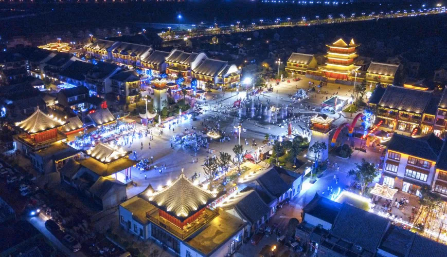 交2萬(wàn)抵5萬(wàn)！皇家驛站景區(qū)旺鋪即買(mǎi)即收租，立馬當(dāng)房東！