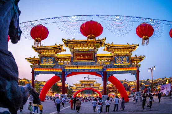 交2萬(wàn)抵5萬(wàn)！皇家驛站景區(qū)旺鋪即買(mǎi)即收租，立馬當(dāng)房東！