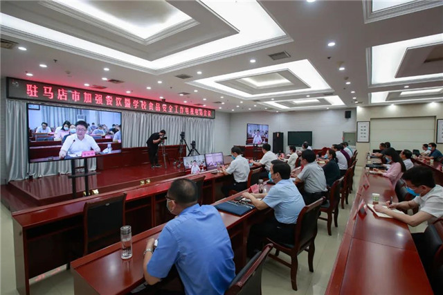 這10家店餐飲具抽檢不合格！秦淮人家、紅石崖、巧相廚、周師兄?、摩根兄弟、延姬、鑫康、重慶袍哥碼頭、德莊火鍋、田友牛肉湯“上榜”