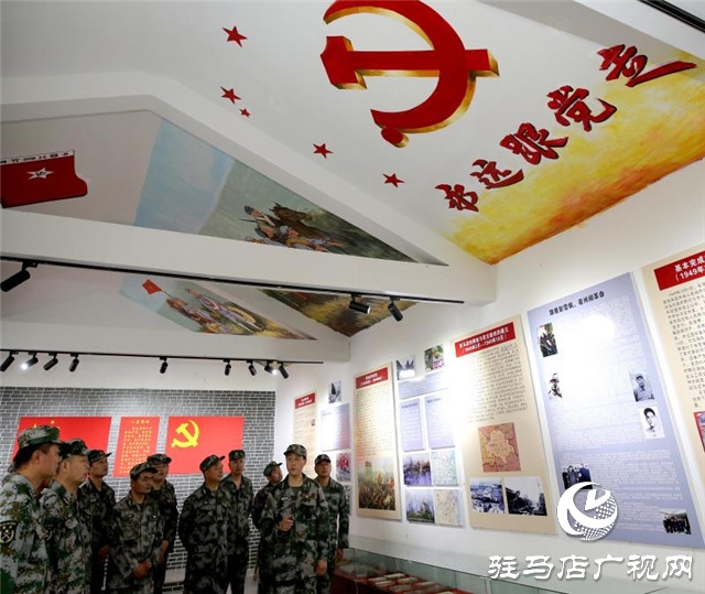 驛城區(qū)人武部組織武裝委員優(yōu)秀民兵黨員代表過“政治生日”