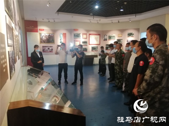 駐馬店市新青年創(chuàng)業(yè)公益協(xié)會(huì)開展慶“八一”紅色教育活動(dòng)