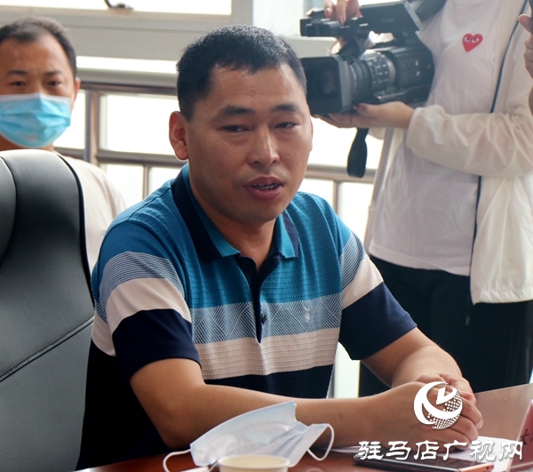 駐馬店市委網(wǎng)信辦召開(kāi)網(wǎng)站平臺(tái)和“自媒體”座談會(huì) 唱響網(wǎng)上正能量