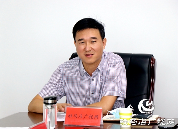 駐馬店市委網(wǎng)信辦召開(kāi)網(wǎng)站平臺(tái)和“自媒體”座談會(huì) 唱響網(wǎng)上正能量