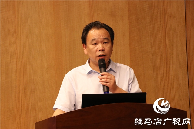 第14屆中國心理學(xué)家大會 第二場圓桌論壇在駐馬店市廣播電視中心直播間召開