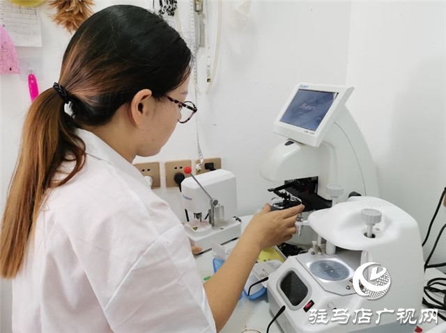 手術有風險配鏡更安全 陳醫(yī)生眼鏡讓您不止方便還省錢