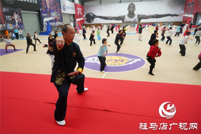 以拳會(huì)友學(xué)習(xí)充電:駐馬店開展太極拳二級(jí)社會(huì)體育指導(dǎo)員培訓(xùn)