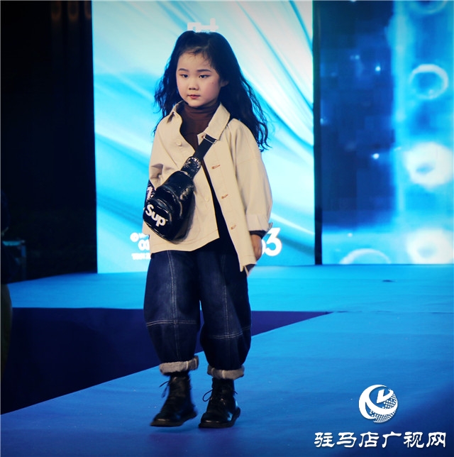 天縱·時代城國際少兒超模大賽拉開帷幕