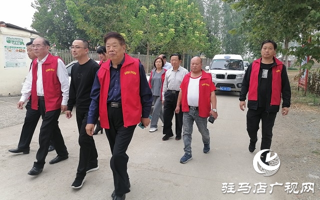 駐馬店民間慈善組織開展“雙節(jié)”送溫暖活動