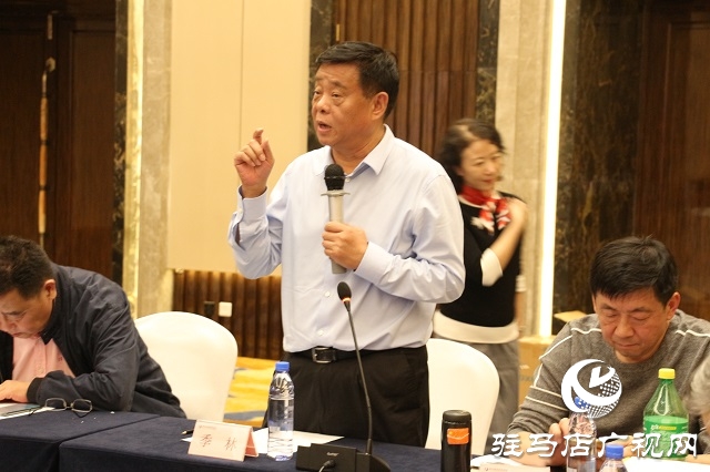 “科教影視論壇”讓2020中國農民豐收節(jié)——第三屆中國農民電影節(jié)“增收