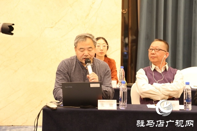 “科教影視論壇”讓2020中國農民豐收節(jié)——第三屆中國農民電影節(jié)“增收