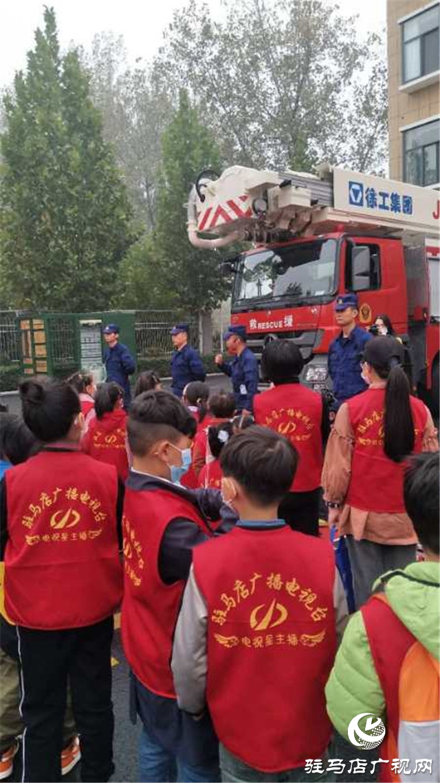 電視臺(tái)星主播走進(jìn)示范區(qū)消防大隊(duì)零距離學(xué)習(xí)消防安全知識(shí)