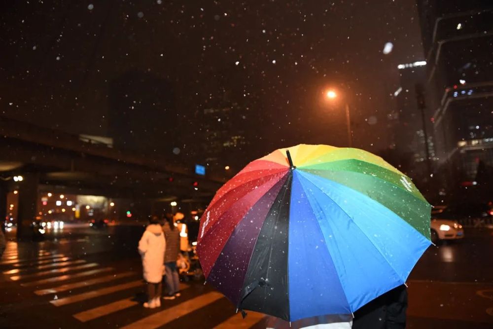 今日冬至，風(fēng)雪連晝夜，最珍是家常
