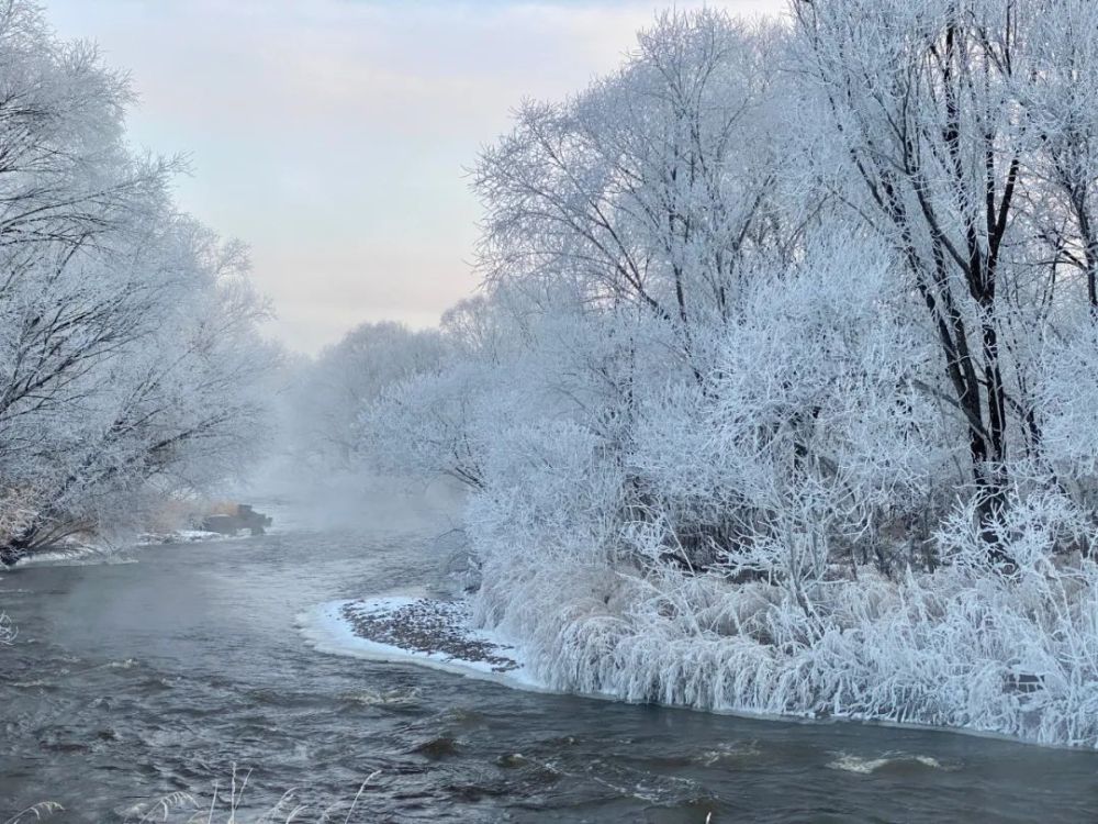 今日冬至，風(fēng)雪連晝夜，最珍是家常