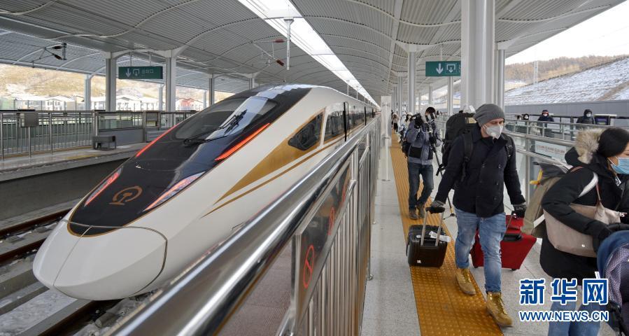 京張高鐵開通一周年發(fā)送旅客超680萬(wàn)人次