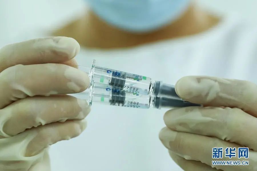 老人和小孩何時能接種新冠疫苗？中國憑疫苗接種建立群體免疫還遠(yuǎn)嗎？