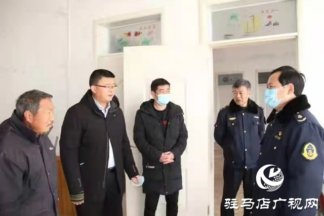 駐馬店交通運(yùn)輸綜合行政執(zhí)法支隊(duì)開展“迎新春、獻(xiàn)愛心”慰問活動(dòng)