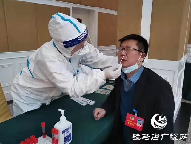 懷揣良策 肩負(fù)使命！出席市政協(xié)四屆六次會(huì)議的委員們陸續(xù)報(bào)到
