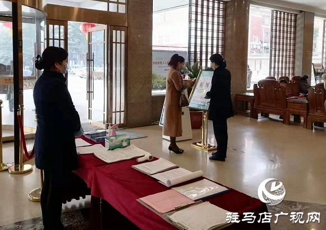 懷揣良策 肩負(fù)使命！出席市政協(xié)四屆六次會(huì)議的委員們陸續(xù)報(bào)到