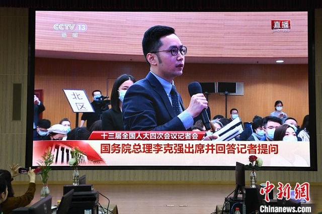 門診費用異地報銷何時解決？中新社記者替你問了總理