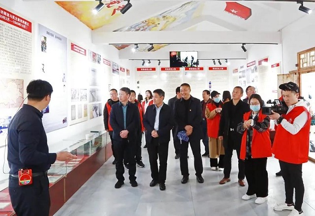 中央省市新聞媒體走進(jìn)駐馬店驛城區(qū)開(kāi)展集中采訪報(bào)道活動(dòng)