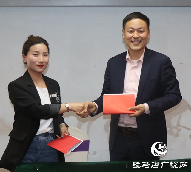 河南省大愛(ài)文化藝術(shù)發(fā)展基金會(huì)與三醉樓文化傳媒有限公司簽訂合作協(xié)議