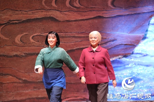 第十五屆河南省戲曲大賽精彩紛呈 ——豫劇《南水迢迢》成功上演