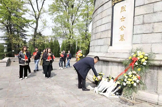 盛世已來(lái)，大美天中  ——回望豫皖六地市網(wǎng)紅記者主持人天中紅色之旅