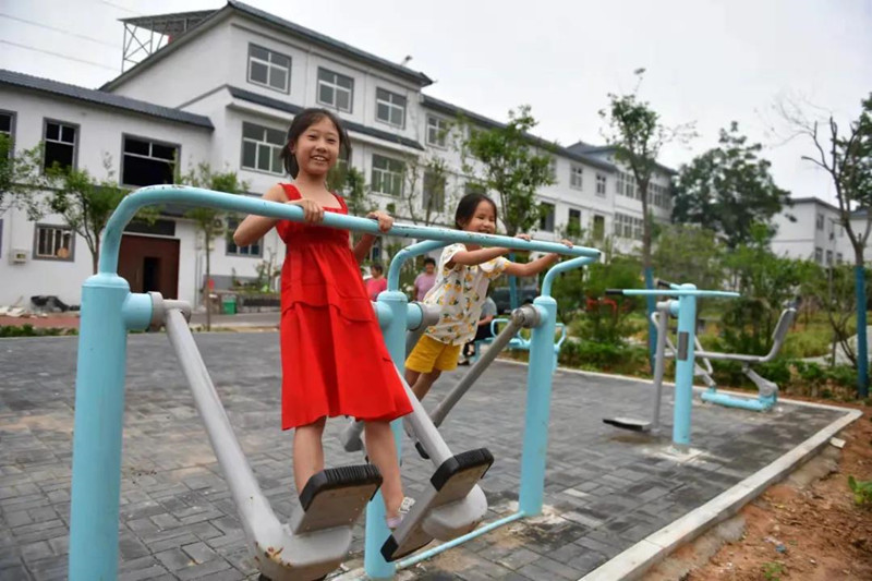 河南這些鄉(xiāng)村有了大變化！ 產(chǎn)業(yè)興、農(nóng)村美、農(nóng)民富的美麗畫卷正徐徐展開