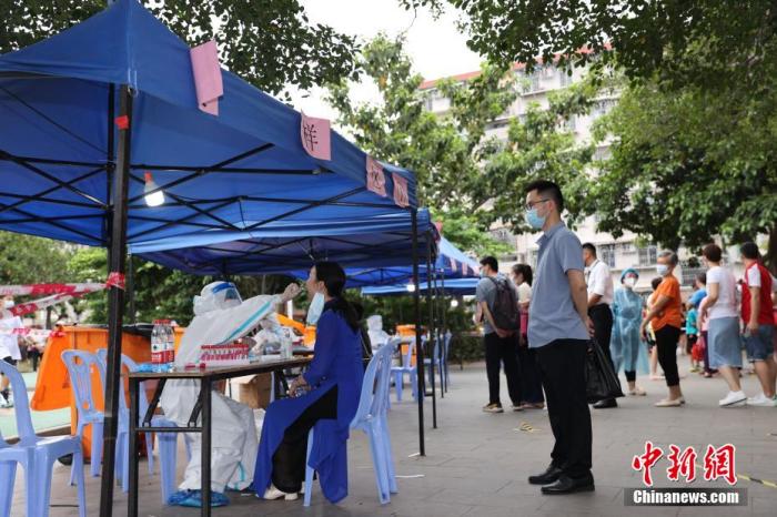 國(guó)慶火車票明起開搶 多地強(qiáng)調(diào)假期不許大規(guī)模聚集