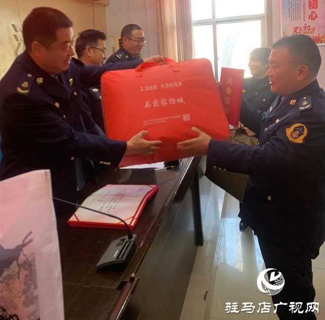 正陽(yáng)縣交通運(yùn)輸執(zhí)法局召開全年目標(biāo)工作推進(jìn)會(huì)