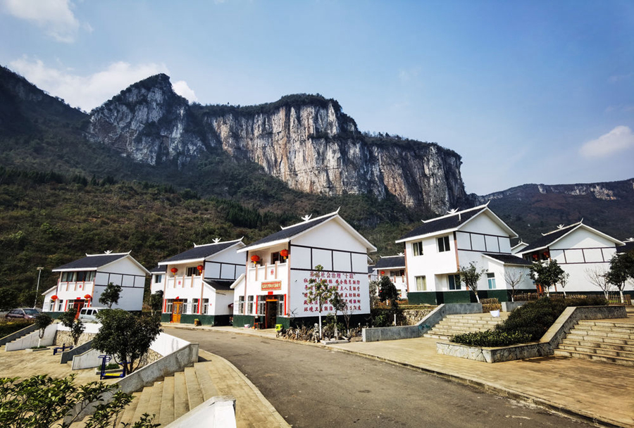 8年，習近平總書記這樣指揮戰(zhàn)貧