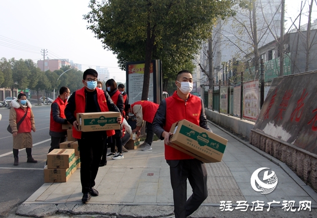 暖心！愛心企業(yè)為駐馬店市康樂托老院捐贈(zèng)3萬元奶粉