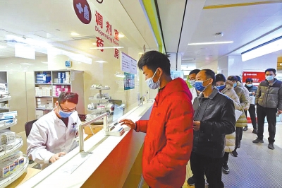 阿托品會是近視眼的“救星”嗎？ 眼科醫(yī)生:只能延緩孩子近視發(fā)展