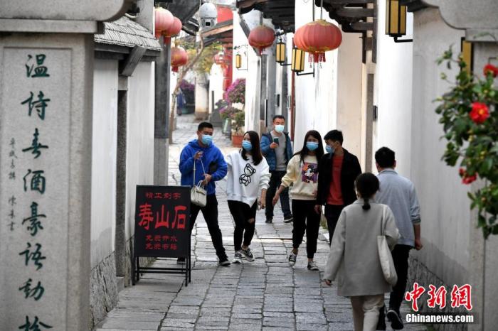 文旅部提醒：春節(jié)假期不前往中、高風險地區(qū)旅游