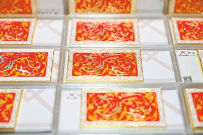 去年文創(chuàng)產品銷售額漲了四倍 河南博物院“劇透”文創(chuàng)年貨