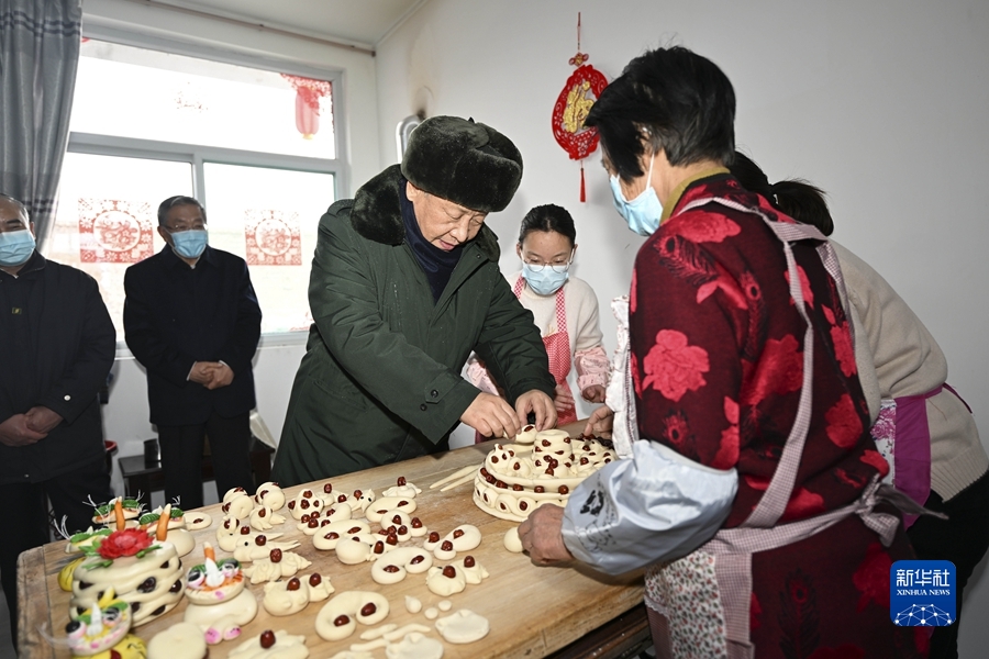 習(xí)近平春節(jié)前夕赴山西看望慰問基層干部群眾 向全國(guó)各族人民致以美好的新春祝福 祝各族人民幸福安康祝偉大祖國(guó)繁榮富強(qiáng)