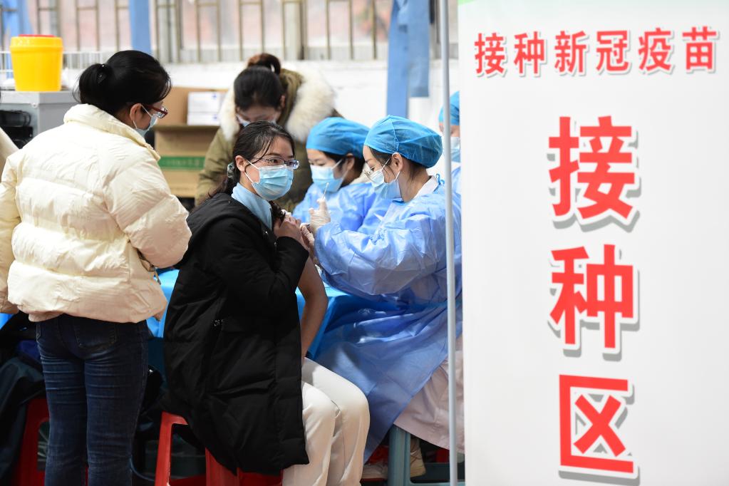 新冠疫苗作用多大？為何啟動序貫加強(qiáng)免疫？權(quán)威專家詳解疫苗接種熱點(diǎn)