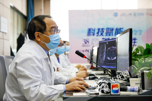 成功了！重慶專家“5G千里遙控”為廣西患者做手術(shù)