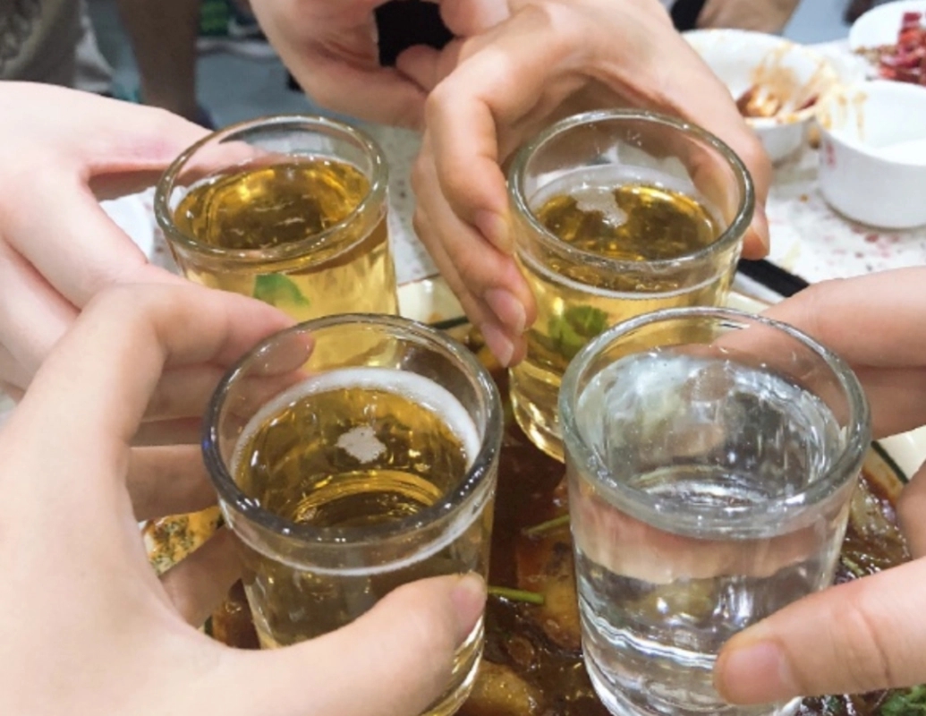  喝酒傷腦！喝酒越多，大腦變得越小，老的越早？