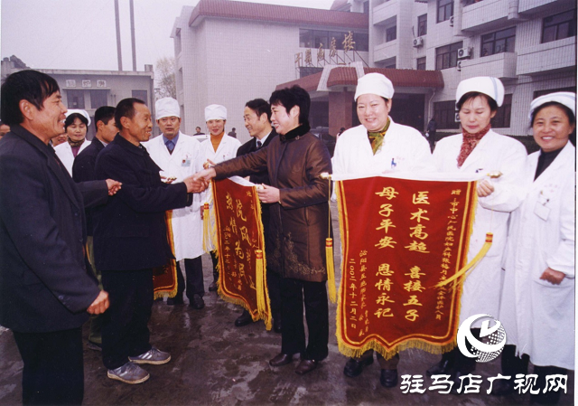 點(diǎn)贊！駐馬店市中心醫(yī)院張梅月被評(píng)為中國(guó)好醫(yī)生！