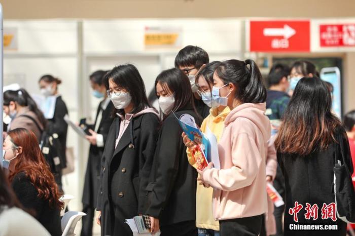 985、211高校碩博生，為何扎堆小縣城？