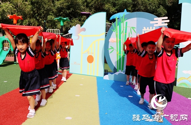 迎端午！駐馬店市實(shí)驗(yàn)幼兒園上演趣味“中國(guó)風(fēng)”